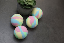 Load image into Gallery viewer, RAINBOW BATH BOMBS