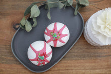 Load image into Gallery viewer, CHRISTMAS FIZZ BATH BOMB
