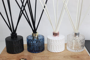 BLACK REED DIFFUSER