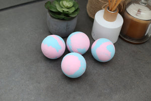 BUBBLEGUM BATH BOMB